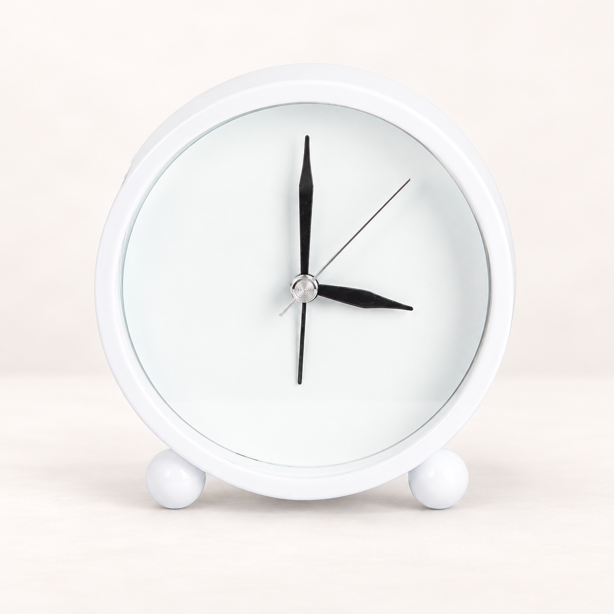Sat alarm 10,5 × 11 cm — Bijela